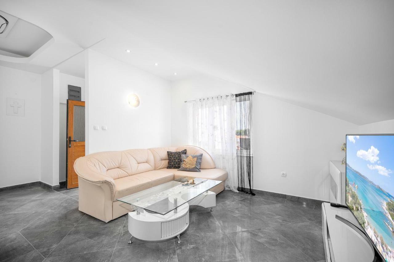 Apartments Lipic Vodice Exteriér fotografie